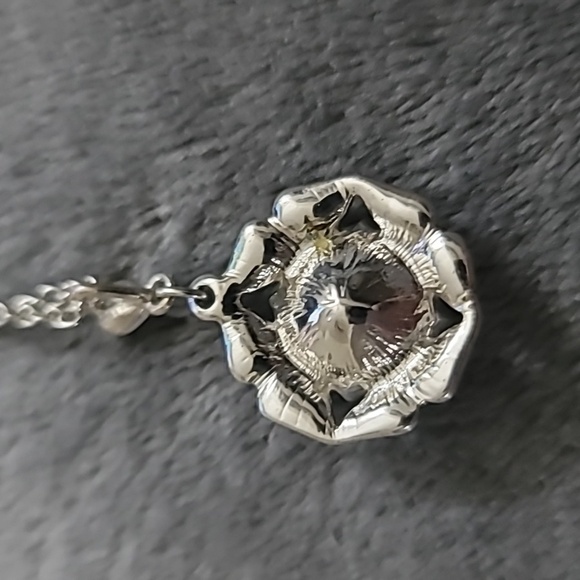 Colletta Necklace Blue Pendant - Picture 3 of 3